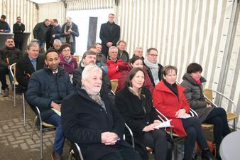 Besucher des Spatenstichs Besucher des Spatenstichs